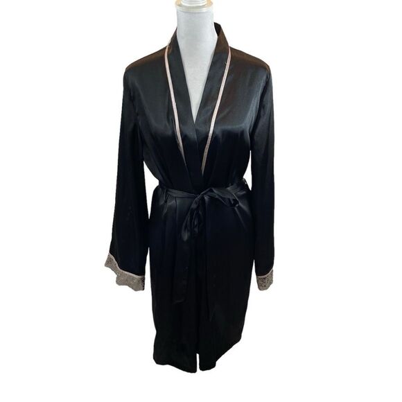 Ladies Linea Donatella Brand Black Robe with Pink Embroidery on Sleeve Cuffs S/M - Picture 1 of 12